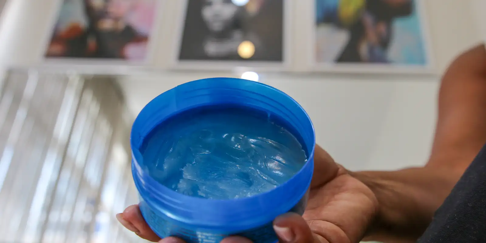 policia-fecha-fabricas-clandestinas-de-cosmeticos-no-rio-de-janeiro