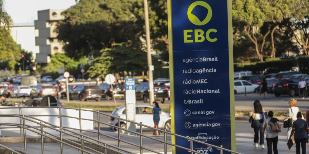 radio-nacional-amplia-publico-jovem-e-atinge-400-mil-pessoas-todo-mes