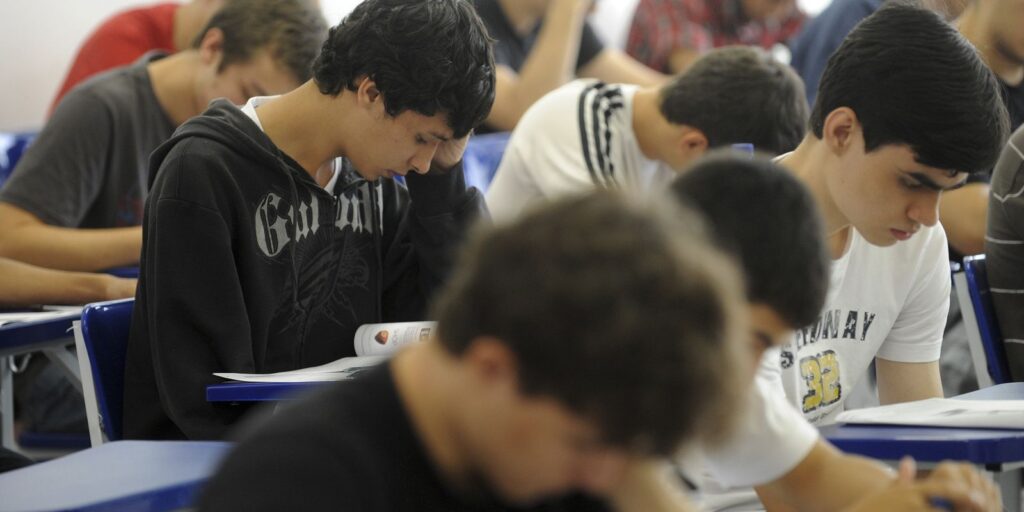 mec-divulga-lista-de-espera-das-vagas-remanescentes-do-fies