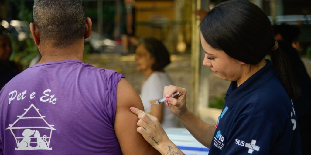 doencas-cronicas-agravam-infeccoes-respiratorias-em-idosos,-diz-estudo