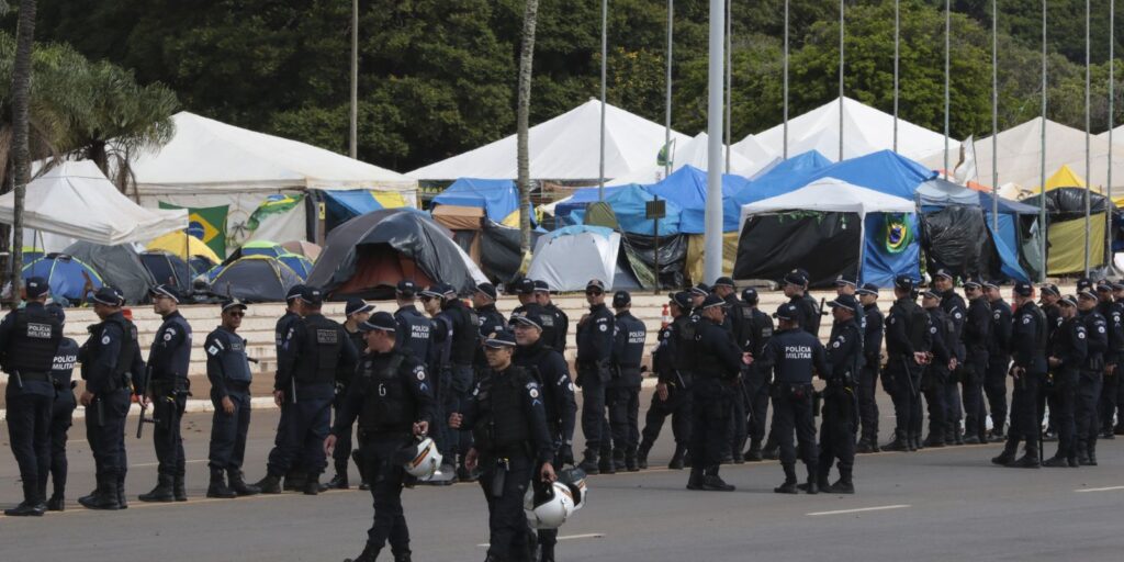 pgr-denuncia-casal-que-arrecadou-r$-1-milhao-para-acampamento-golpista