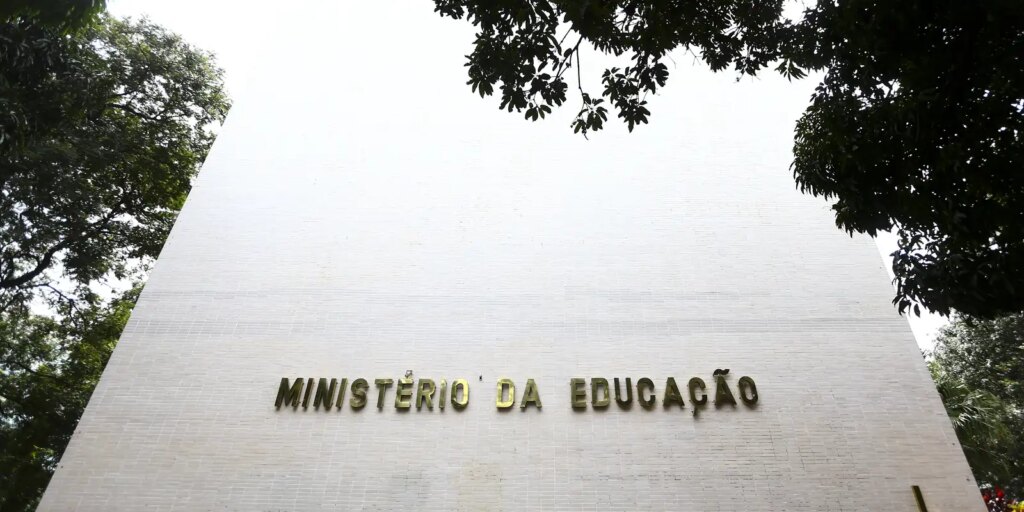 sai-lista-de-cursos-superiores-semipresenciais-autorizados-pelo-mec