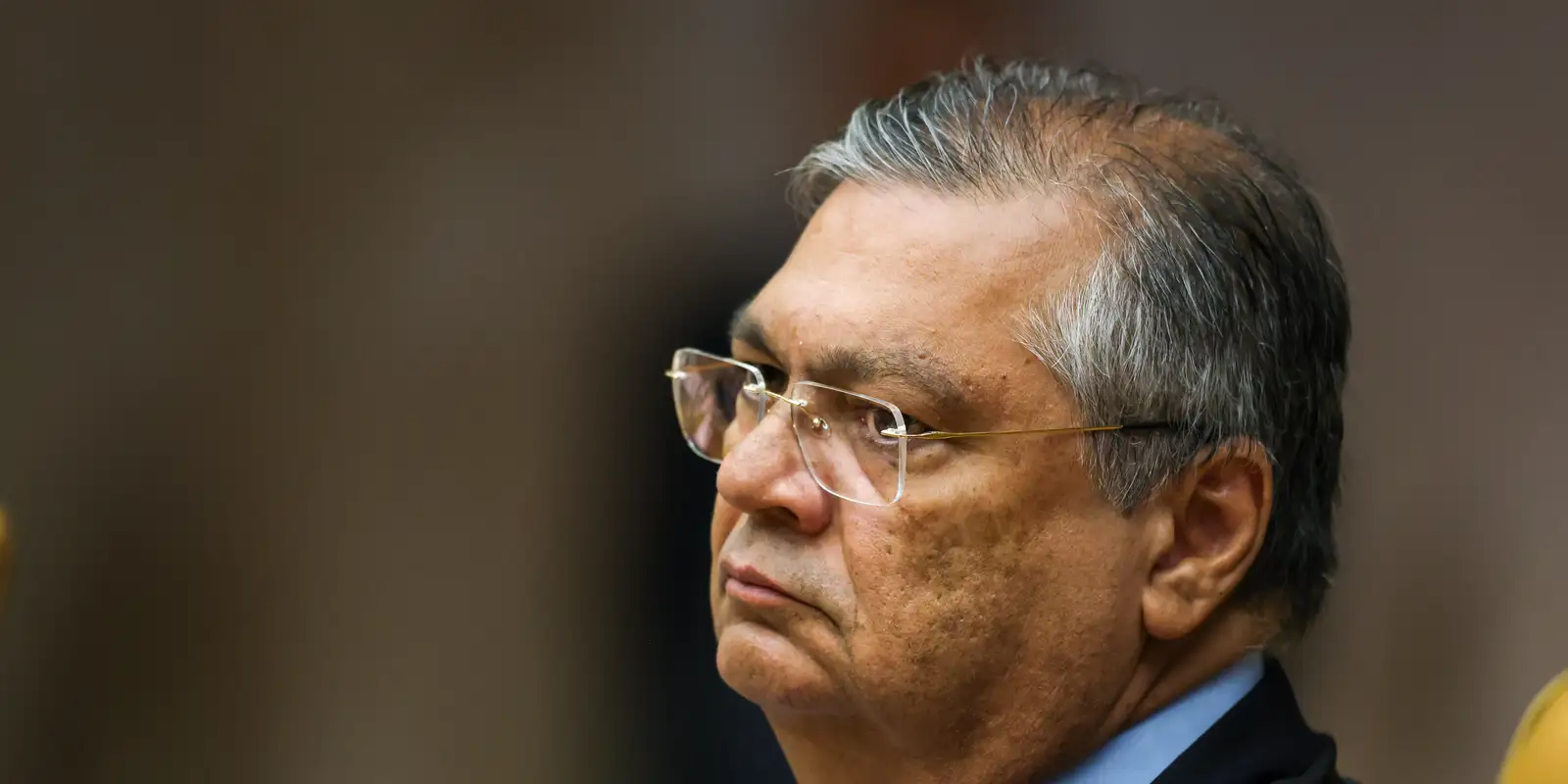 dino-vence-acao-contra-hospital-por-morte-de-filho-e-doara-dinheiro