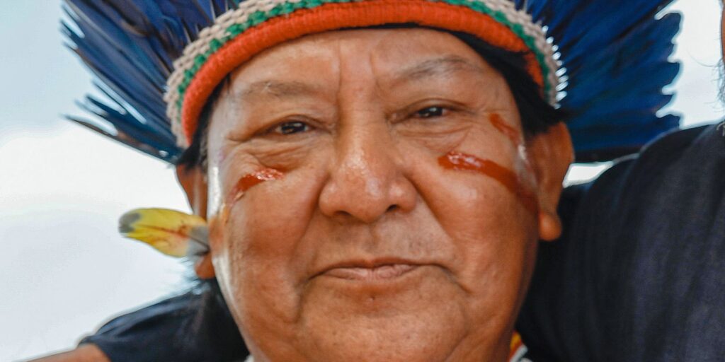 “mudanca-climatica-significa-pobreza-e-doenca”,-afirma-davi-kopenawa