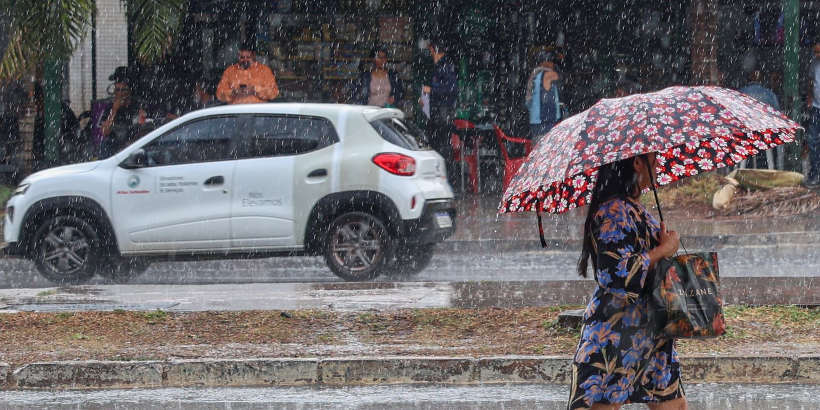 inmet-emite-alertas-de-chuvas-intensas-e-tempestades