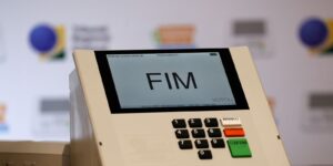 eleitor-tem-ate-esta-quinta-feira-(20)-para-solicitar-voto-em-transito