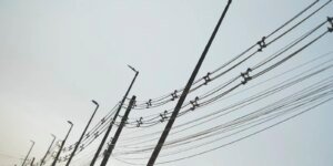 operacao-em-ferros-velhos-quer-reduzir-furto-de-fios-de-cobre-no-rio