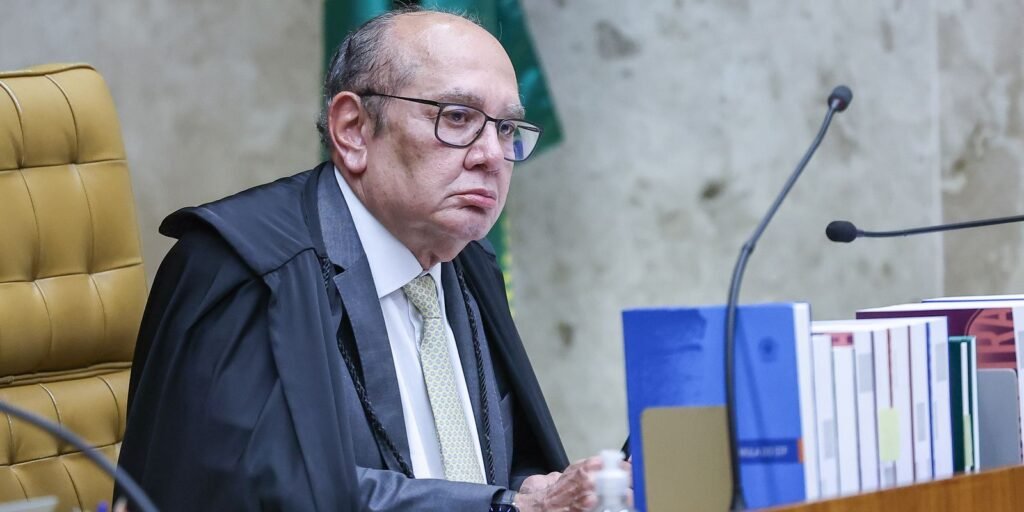 stf-retoma-julgamento-da-lei-da-ficha-limpa-com-voto-de-gilmar-mendes
