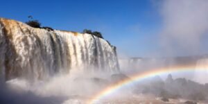 vazao-das-cataratas-do-iguacu-chega-a-13-milhoes-de-litros-por-segundo