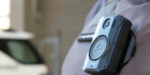 policiais-do-rj-devem-ter-novas-cameras-corporais-em-marco-de-2027