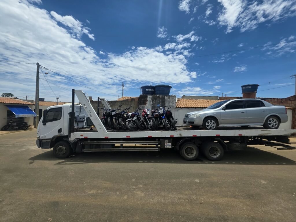 dez-motocicletas-sao-recolhidas-no-pelotao-da-pm-em-cacule
