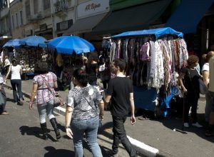 taxa-de-informalidade-cai-no-mercado-de-trabalho,-mostra-ibge