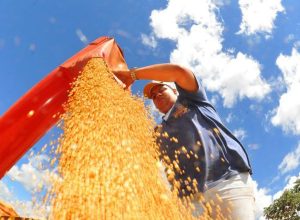 atividade-economica-brasileira-cresce-0,6%-em-fevereiro