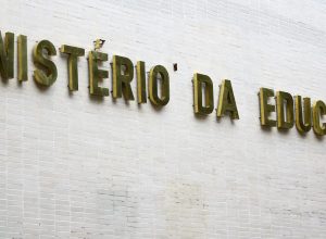 formacao-de-professores-a-distancia-mostra-desempenho-53,1%-inferior