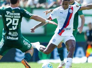 brasileirao:-chapecoense-busca-empate-com-bahia-em-jogo-de-seis-gols