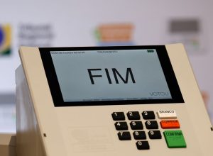 eleitor-tem-ate-esta-quinta-feira-(20)-para-solicitar-voto-em-transito