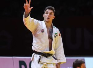 guilherme-schimidt-e-ouro-e-pais-fecha-grand-slam-de-judo-com-3-podios
