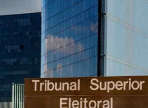 tse-recebeu-mais-de-50-mil-denuncias-de-propaganda-irregular