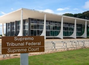 homem-e-preso-ao-tentar-invadir-a-sede-do-stf-em-brasilia