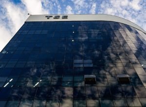 tse-marca-para-quinta-feira-julgamento-que-pode-definir-eleicao-no-rio