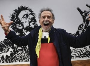 tom-ze:-o-descobridor-de-sons-completa-90-anos-criando-e-compondo