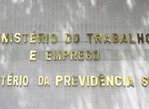 medicos-peritos-do-inss-voltam-ao-trabalho-nesta-segunda-feira