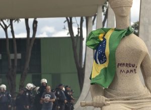 stf-nega-recurso-de-mulher-que-pichou-estatua-no-8-de-janeiro