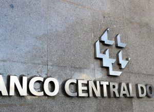 contas-publicas-tem-deficit-de-r$-33,7-bilhoes-em-maio